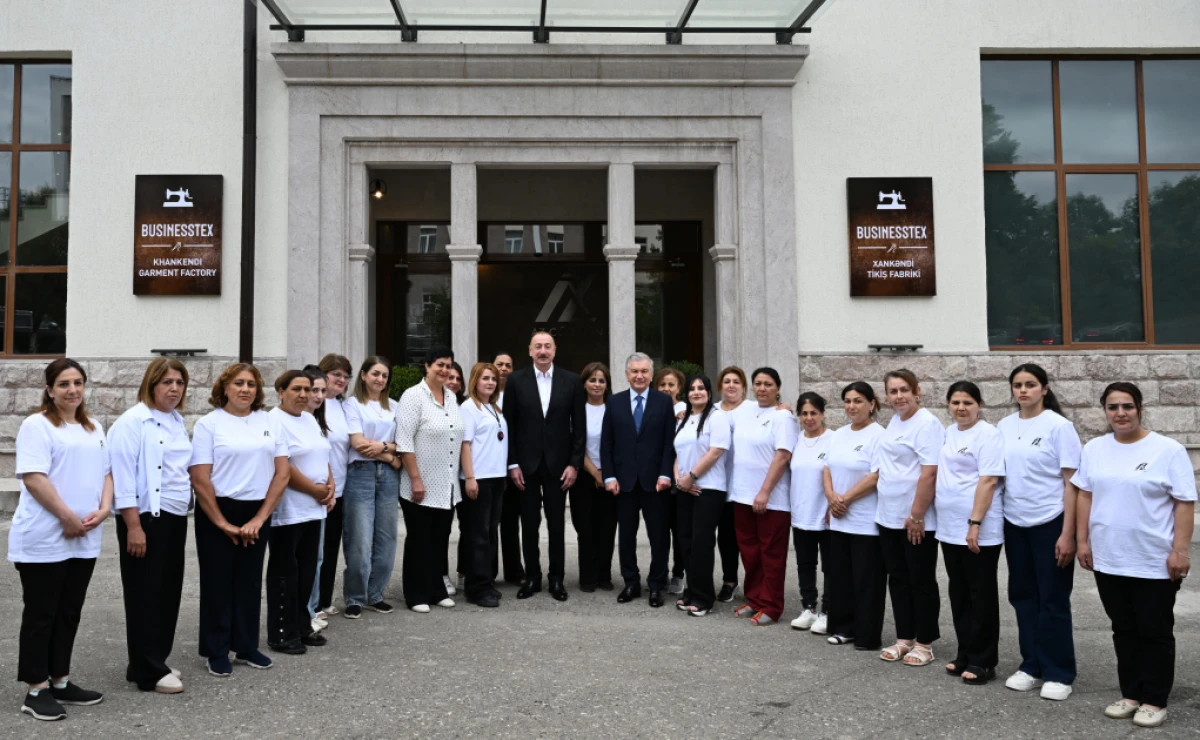 Azərbaycan və Özbəkistan prezidentləri Xankəndidəki “Businesstex JV” tikiş fabrikinin fəaliyyəti ilə tanış oldular — 2