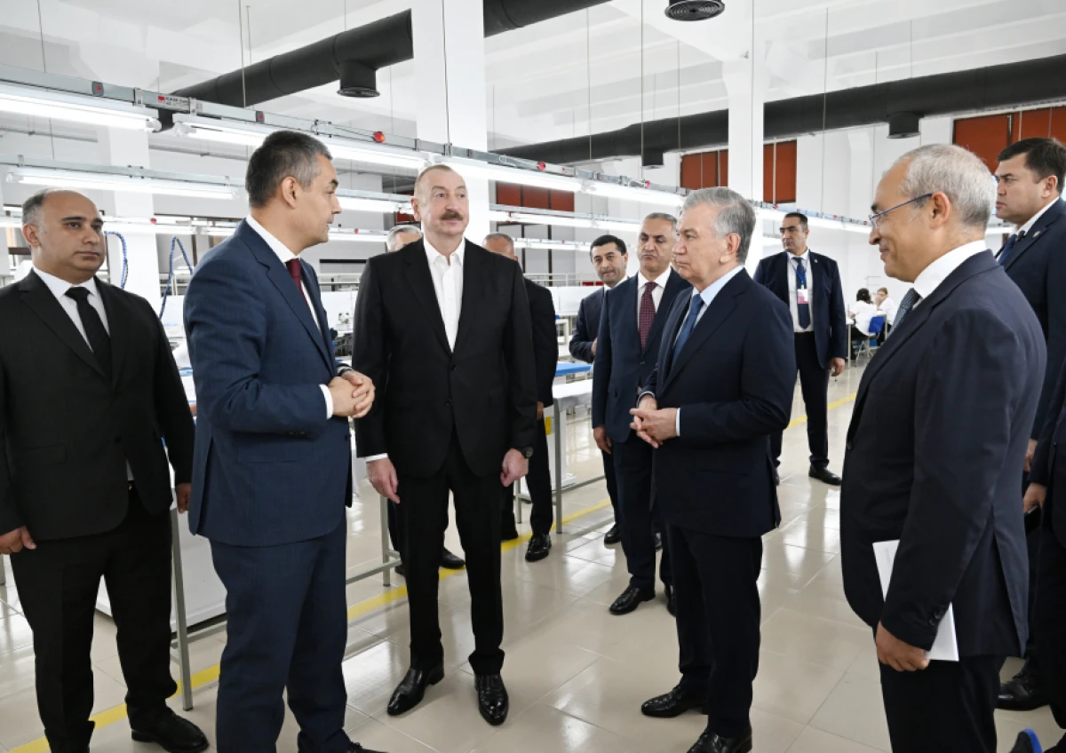 Azərbaycan və Özbəkistan prezidentləri Xankəndidəki “Businesstex JV” tikiş fabrikinin fəaliyyəti ilə tanış oldular — 8