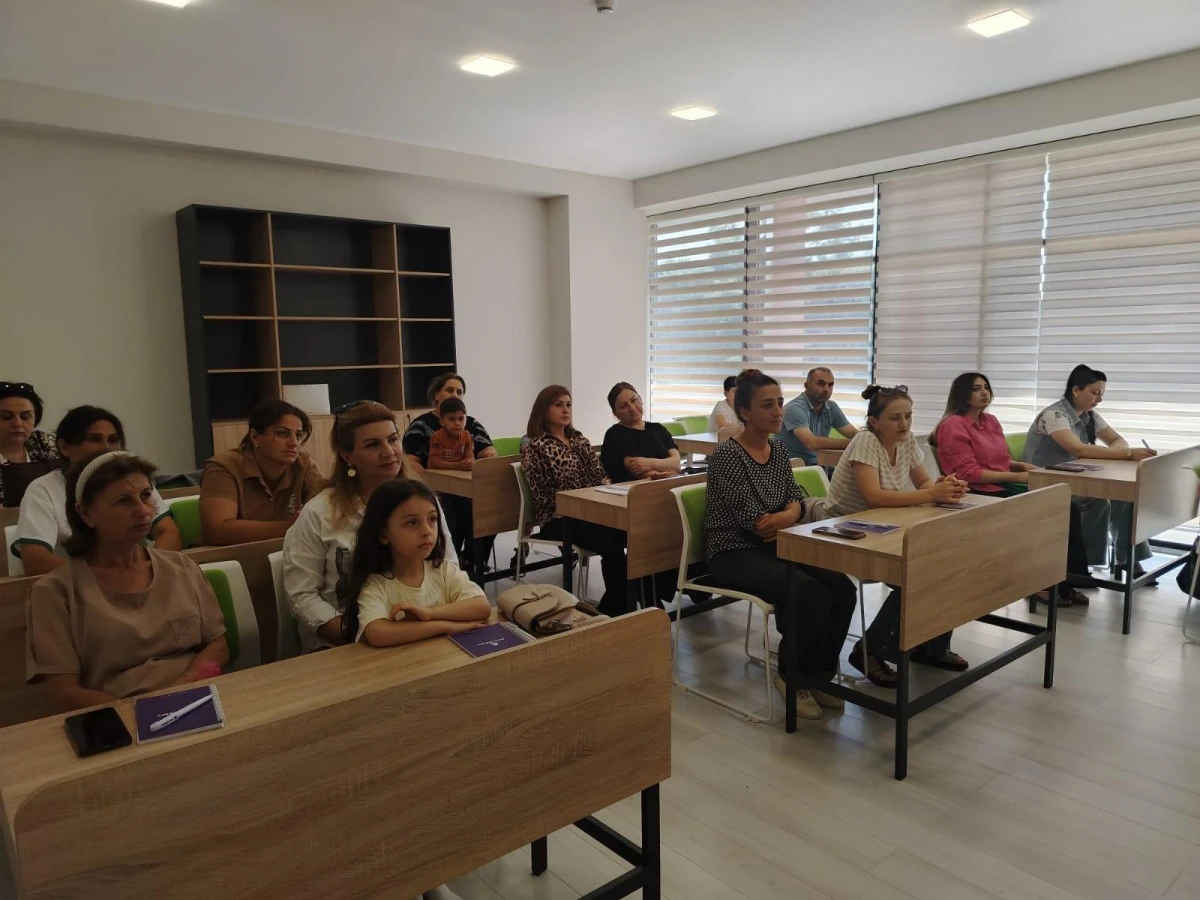 Keçmiş məcburi köçkünlərə psixososial dəstək göstərildi — 1
