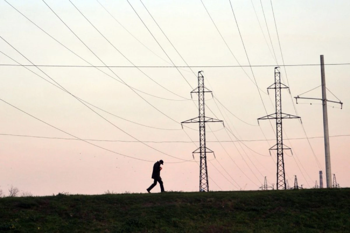 Çexiyada elektrik kəsintisi həyatı iflic etdi