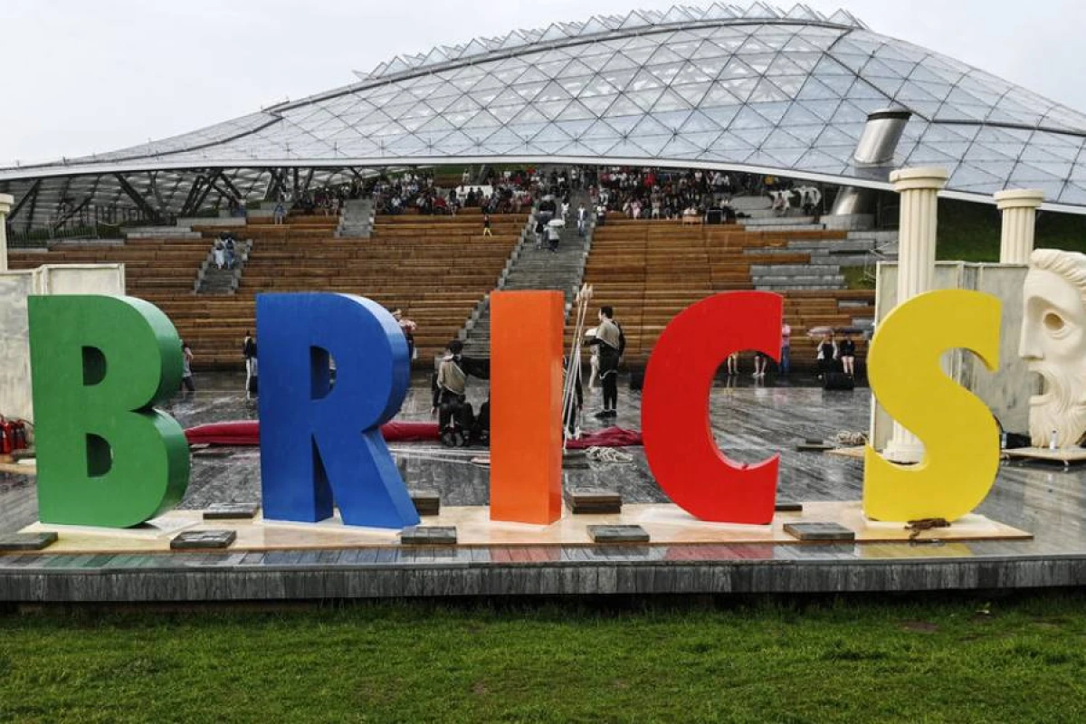 BRICS Qərbin hegemoniyasına təhlükə kimi qiymətləndirilir
