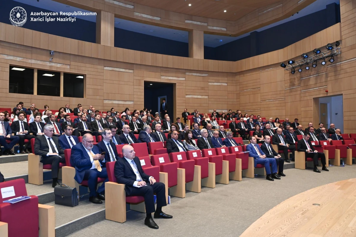 XİN-in müşavirəsində çoxtərəfli diplomatiya müzakirə olundu — 1