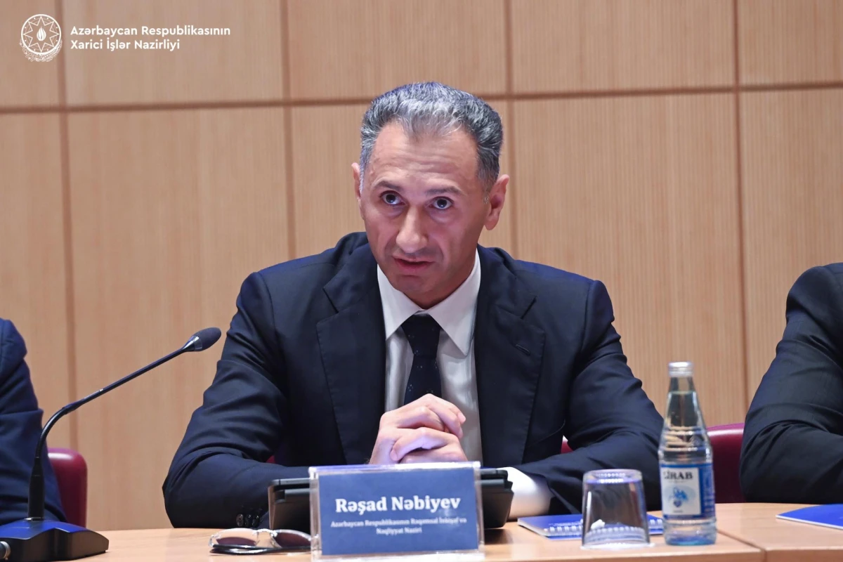 Geoiqtisadi gərginliklərin iqtisadi diplomatiyaya təsirləri müzakirə edildi — 1