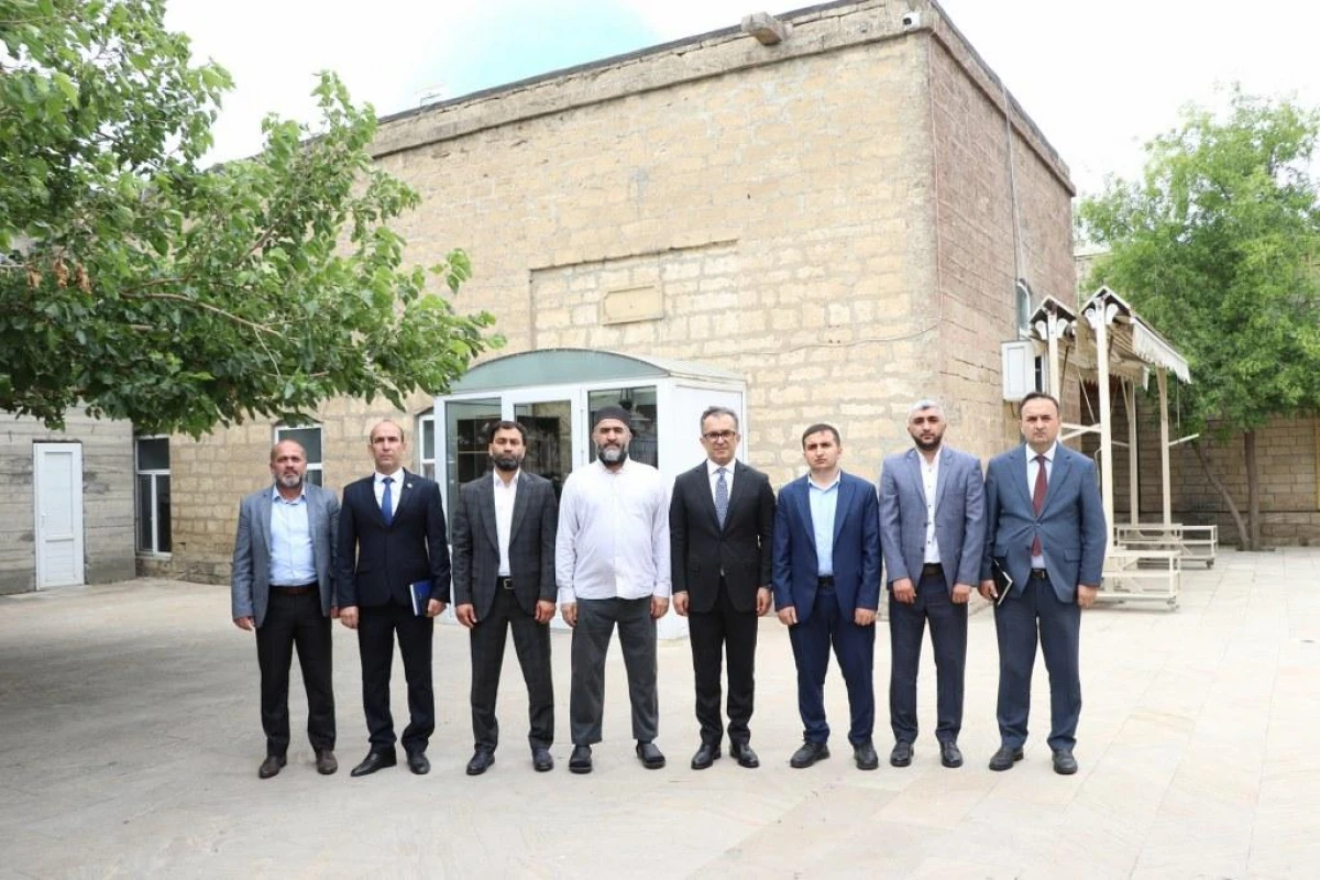Ramin Məmmədov Qala qəsəbəsindəki iki məscidi ziyarət etdi — 3