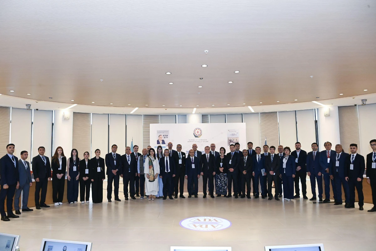 Azərbaycan XİN-in “Diplomatiya Aləmi” jurnalının 20 illiyi qeyd olundu — 6