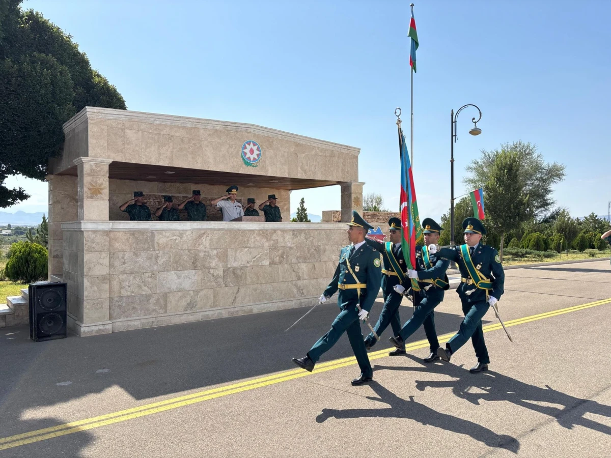 Hərbi xidməti başa vuran sərhədçi əsgərlər ehtiyata buraxıldı — 8