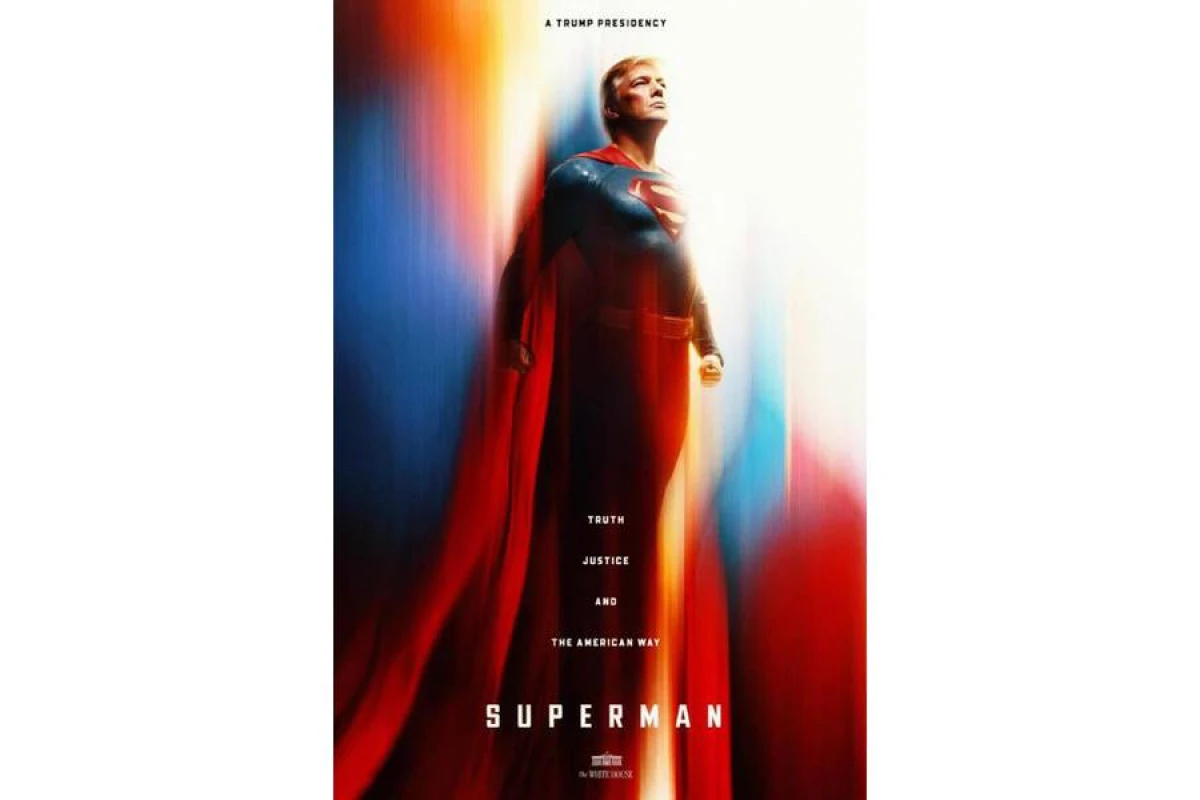 Ağ Ev Trampı “Supermen” obrazında təqdim etdi