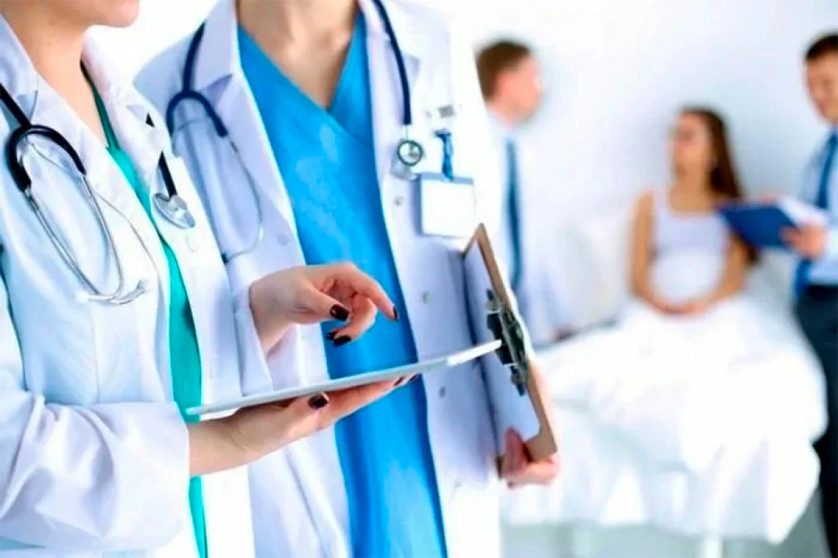 Həkimlərin və əczaçıların sertifikasiyası üçün yeni prosedur müəyyənləşdi