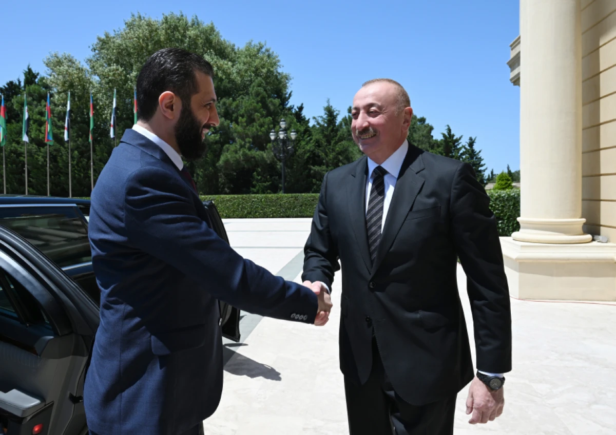 Prezident İlham Əliyevin Suriyanın keçid dövrü Prezidenti ilə görüşü oldu - YENİLƏNDİ — 2