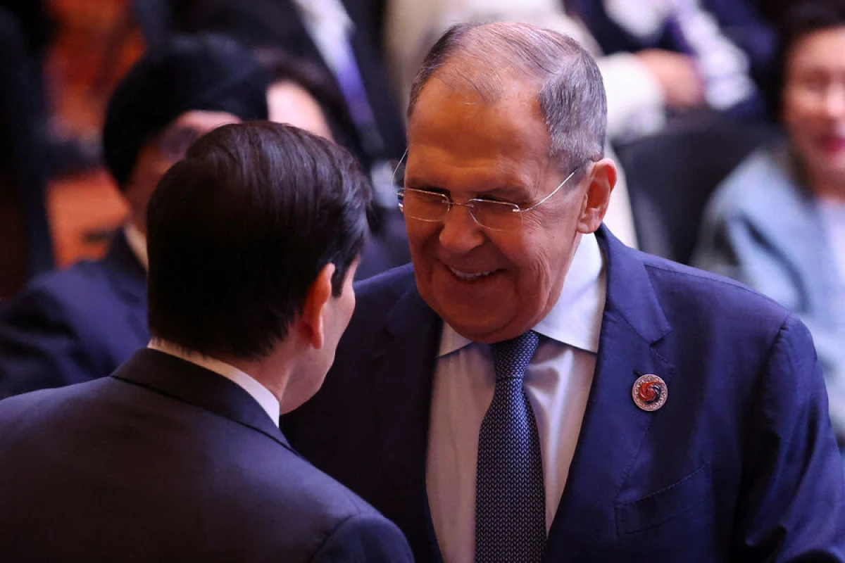 Lavrov Pekinə gəldi