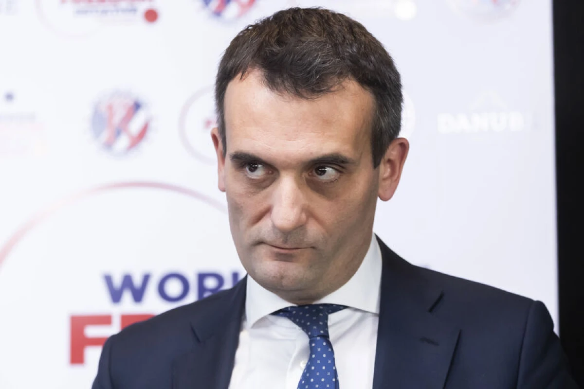Fransalı siyasətçi: “Paris Ukrayna müharibəsinin mərkəzinə çevrilir”