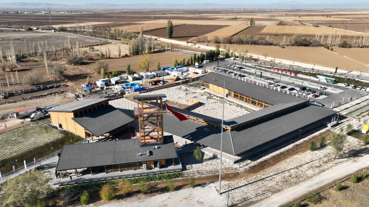 Türkiyənin Neolitik Çatalhöyük şəhərində qadın mərkəzli cəmiyyətin olduğu aşkarlandı — 3