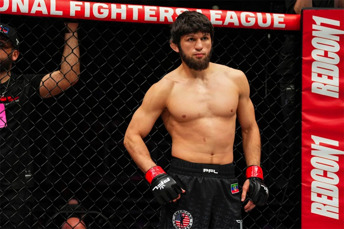 Rusiyalı MMA döyüşçüsü küçədə güllələndi