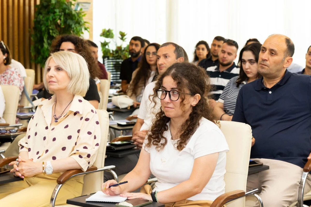 “ASAN xidmət” Milli Mətbuat Günü münasibətilə növbəti süni zəka təlimi keçirdi — 4