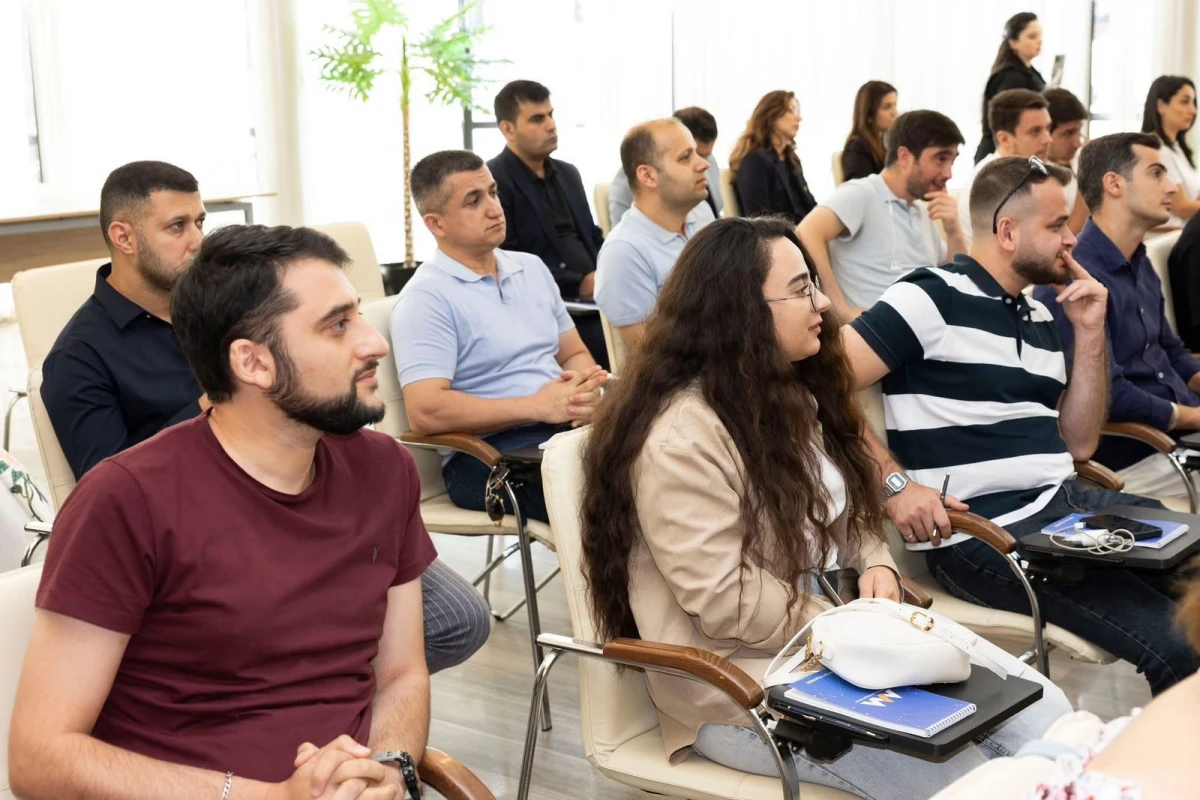 “ASAN xidmət” Milli Mətbuat Günü münasibətilə növbəti süni zəka təlimi keçirdi — 6