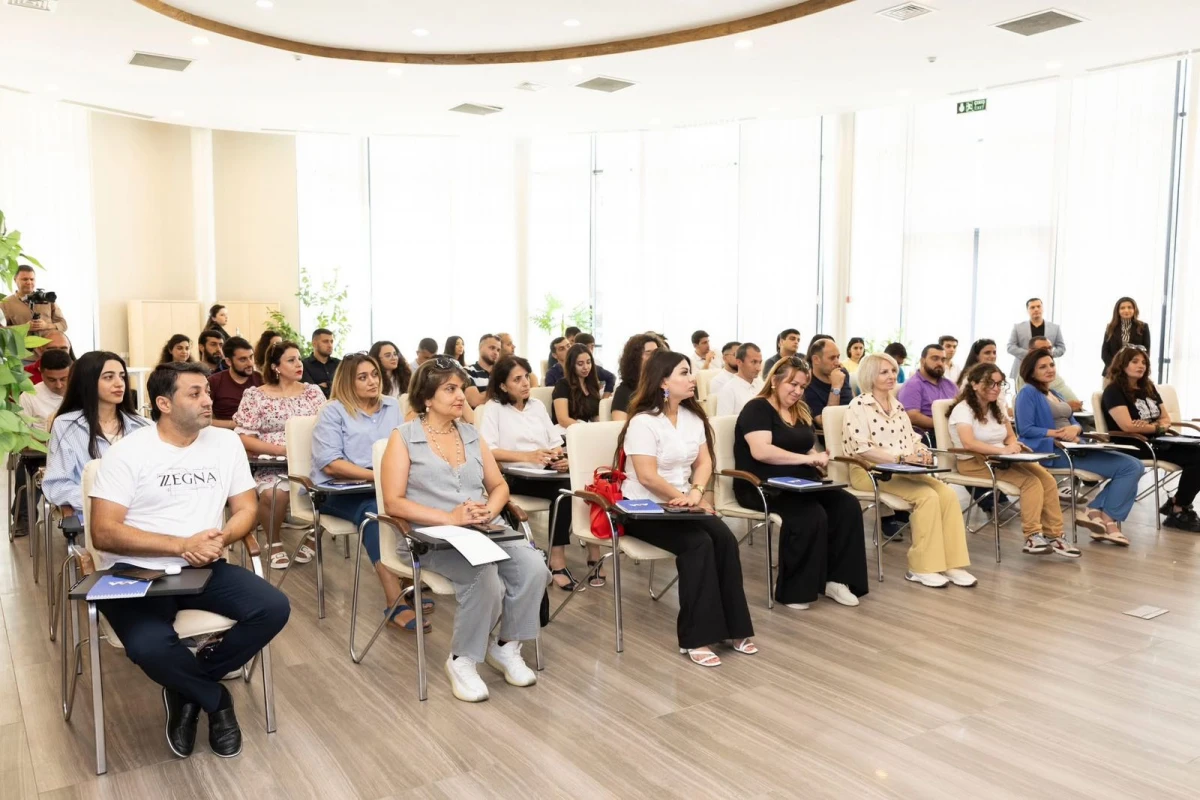 “ASAN xidmət” Milli Mətbuat Günü münasibətilə növbəti süni zəka təlimi keçirdi — 8