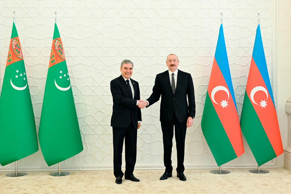 Azərbaycan Prezidenti Türkmənistan Xalq Məsləhətinin sədri ilə görüşdü