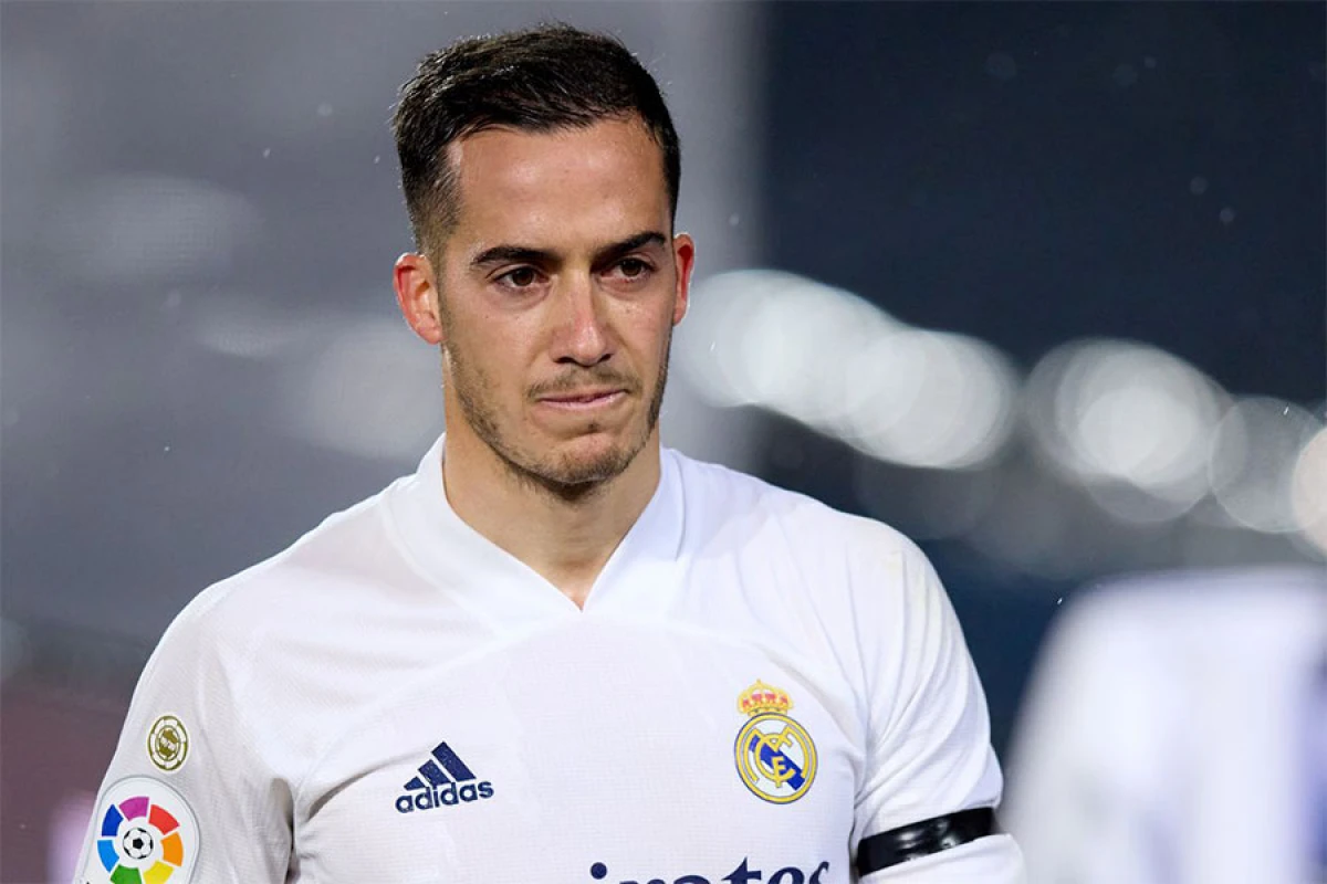 "Real" müdafiəçisi ilə yolları ayırdı