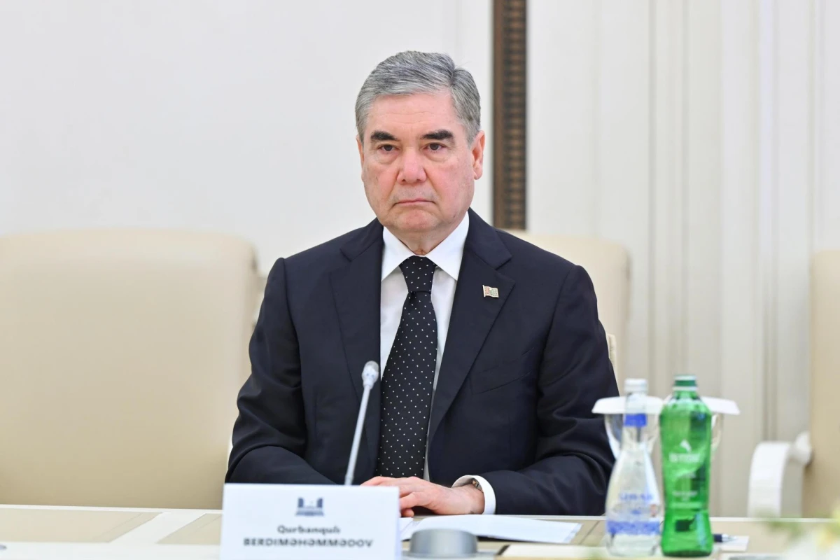 Milli Məclisin sədri Qurbanqulu Berdiməhəmmədov ilə görüşdü — 1