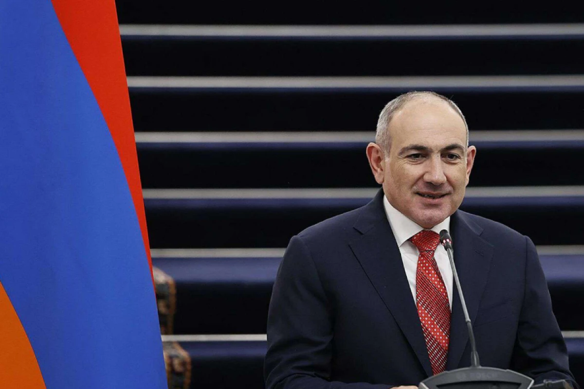 Paşinyan: "Ermənistan–Azərbaycan təmasları etimadsızlığı aradan qaldıra bilər"