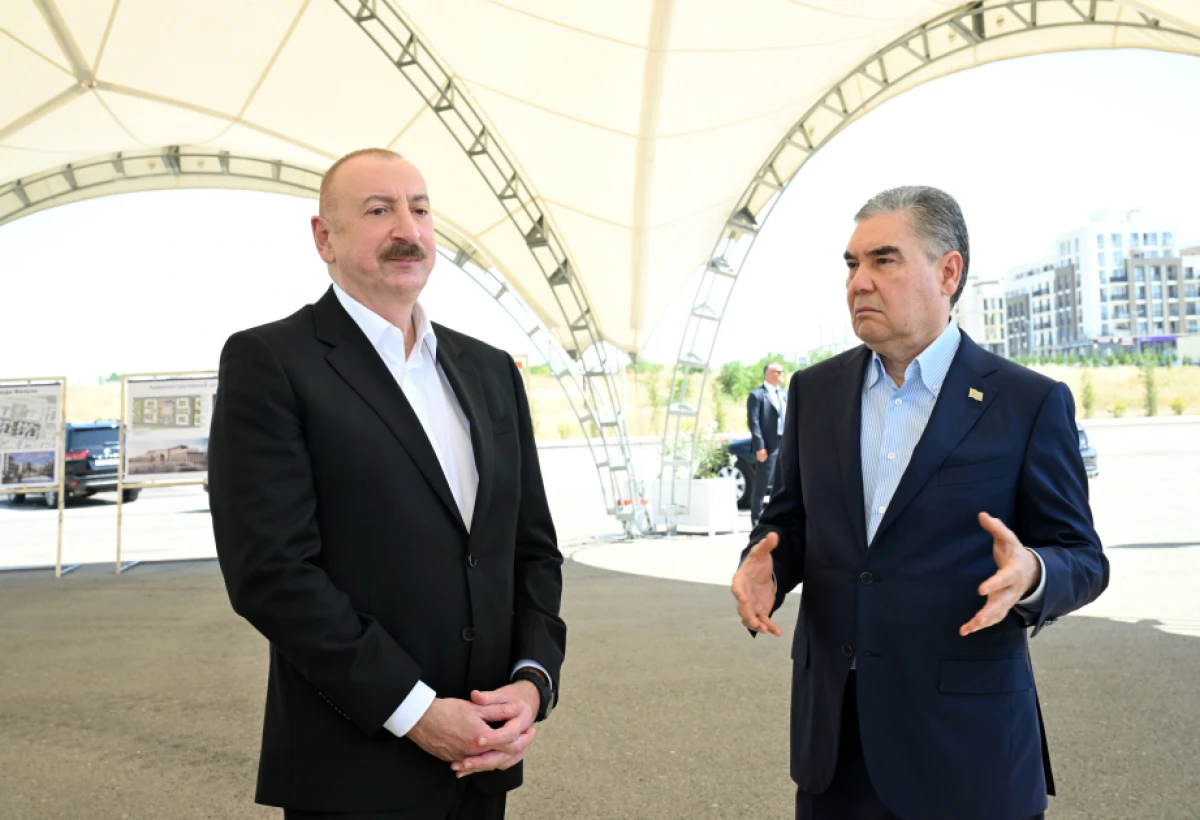 Prezident İlham Əliyev və Qurbanqulu Berdiməhəmmədov Füzuli şəhərinin dağıdılmış yerlərinə baxdılar — 4
