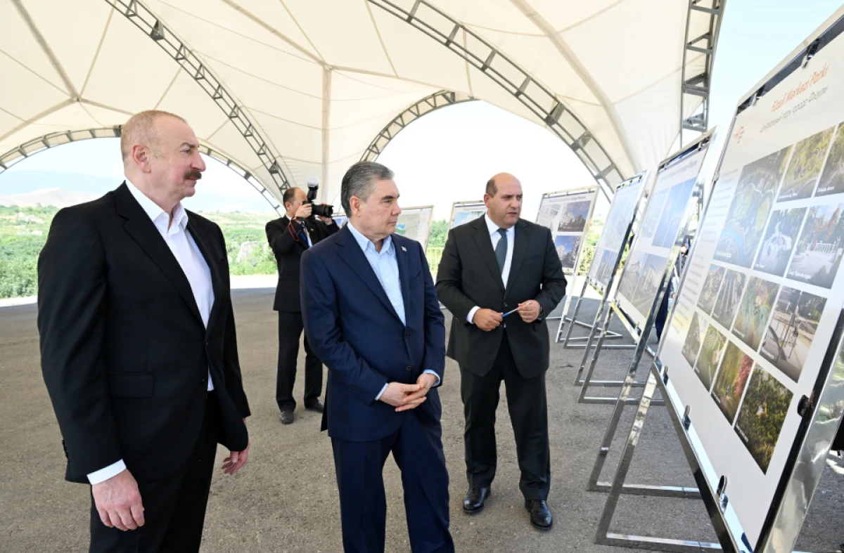 Prezident İlham Əliyev və Qurbanqulu Berdiməhəmmədov Füzuli şəhərinin dağıdılmış yerlərinə baxdılar — 5