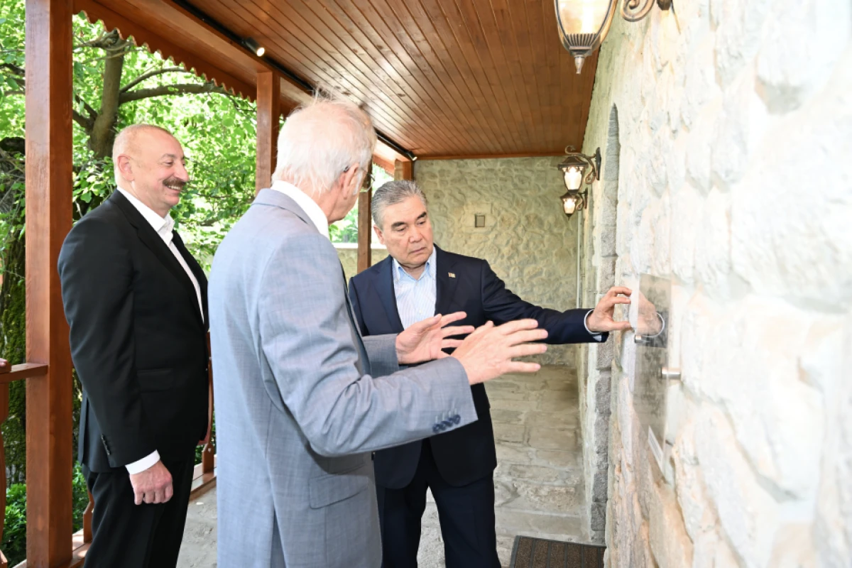 İlham Əliyev və Qurbanqulu Berdiməhəmmədov Bülbülün ev-muzeyində oldular — 4