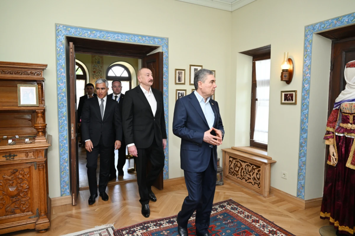 İlham Əliyev və Qurbanqulu Berdiməhəmmədov Mehmandarovların malikanə kompleksində oldular — 1