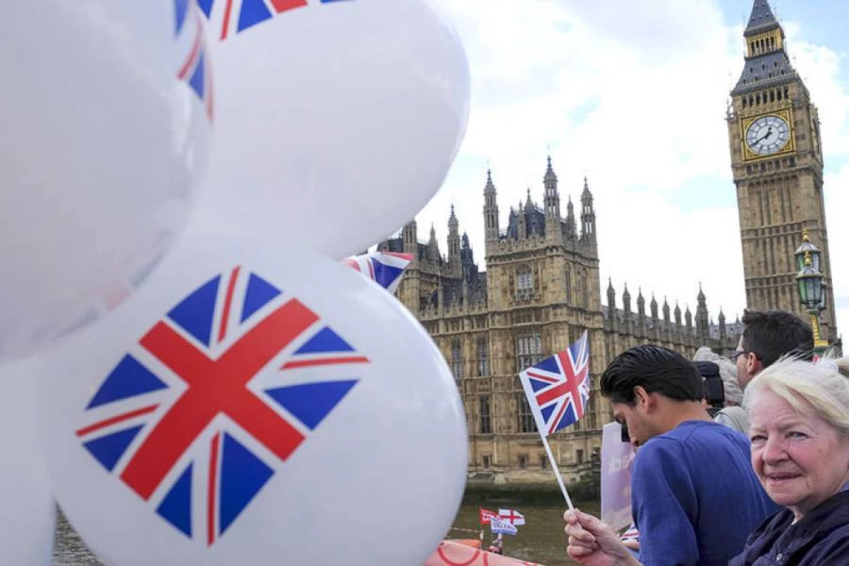 Böyük Britaniyada 16 yaşlı gənclərə seçki hüququ veriləcək