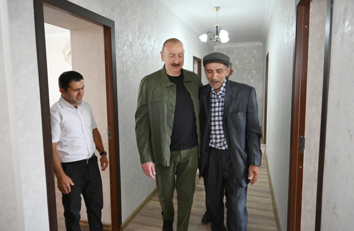 Prezident İlham Əliyev Xocalının Xanyurdu kəndində oldu, kəndə köçən bir qrup sakinlə görüşdü - YENİLƏNDİ — 6