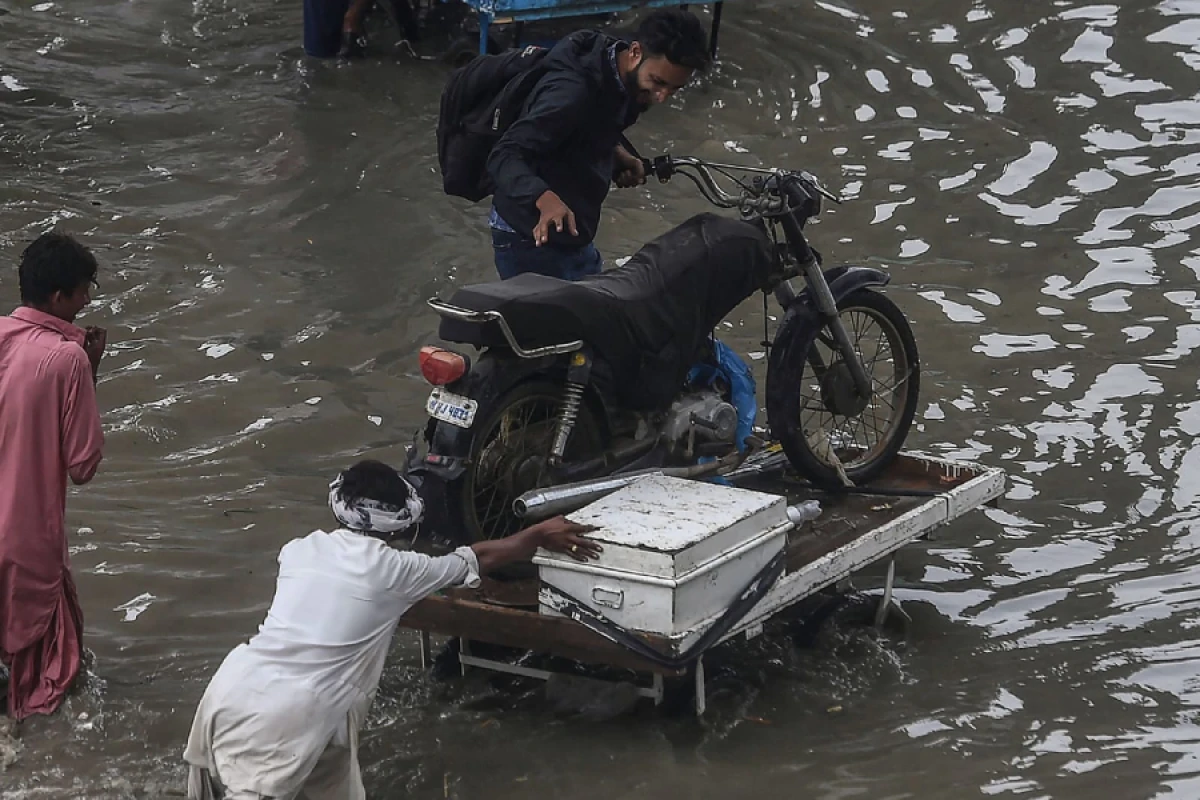 Pakistanda musson yağışları davam edir: 200-dən çox ölü var
