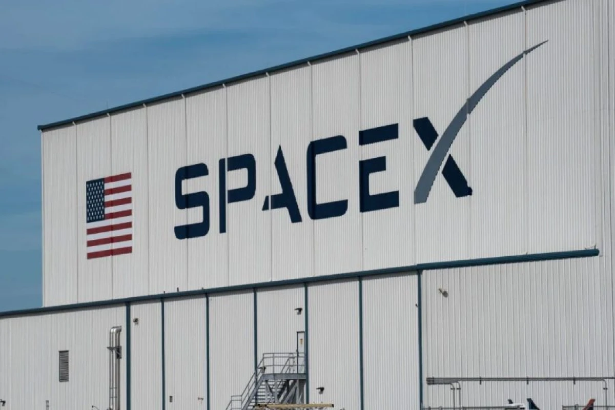 ABŞ "SpaceX" ilə müqavilələrə yenidən baxır