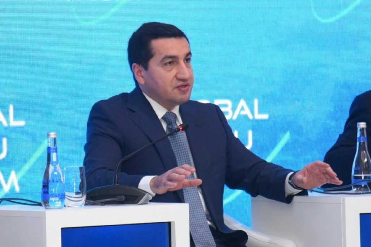 Hikmət Hacıyev: "Forumda müxtəlif ideyalar və baxışlar formalaşır"