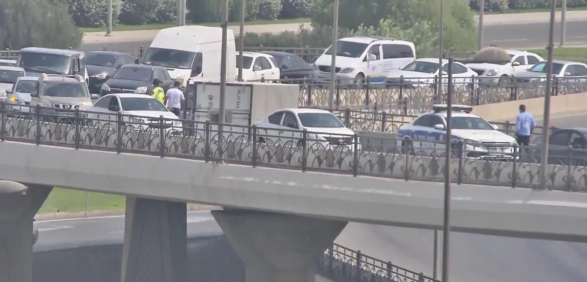 "Koroğlu” körpüsünün üzərində yol qəzası oldu — 2