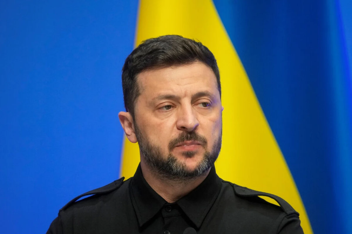 Zelenski 16 yeni səfir təyin etdi