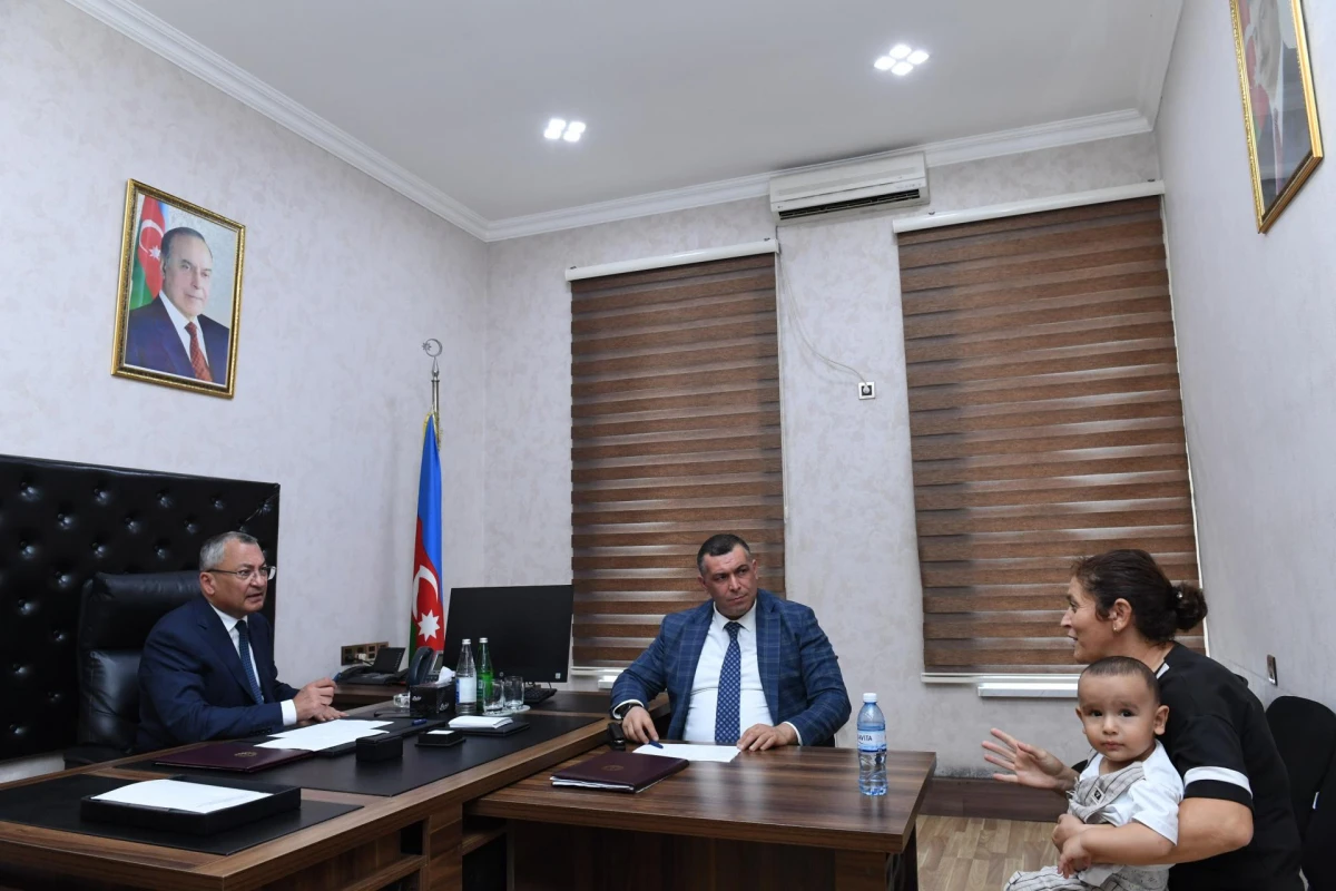 Rövşən Rzayev vətəndaş qəbulu keçirdi — 1