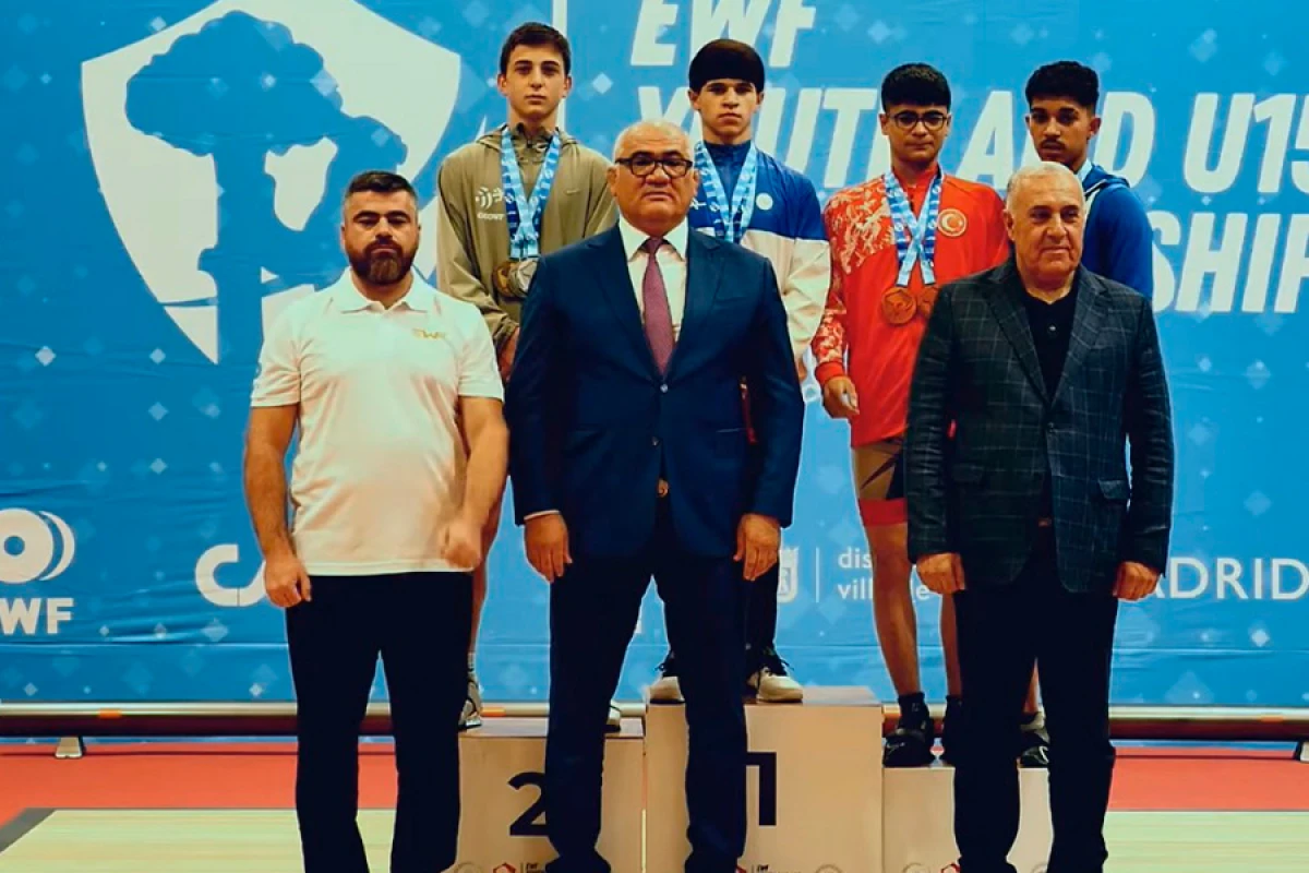 Atletimiz Avropa birinciliyində 2 qızıl 1 gümüş medal qazandı