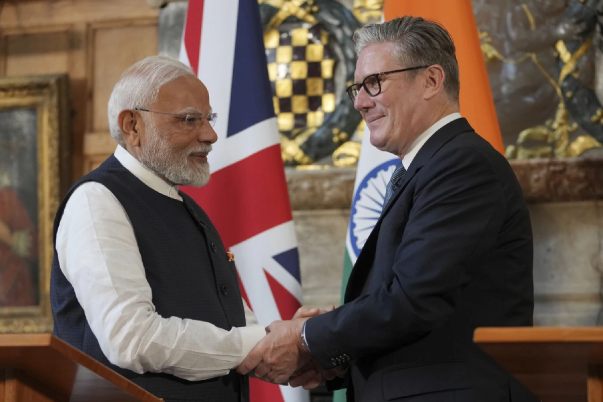 Britaniya və Hindistan arasında ən böyük ticarət sazişi imzalandı