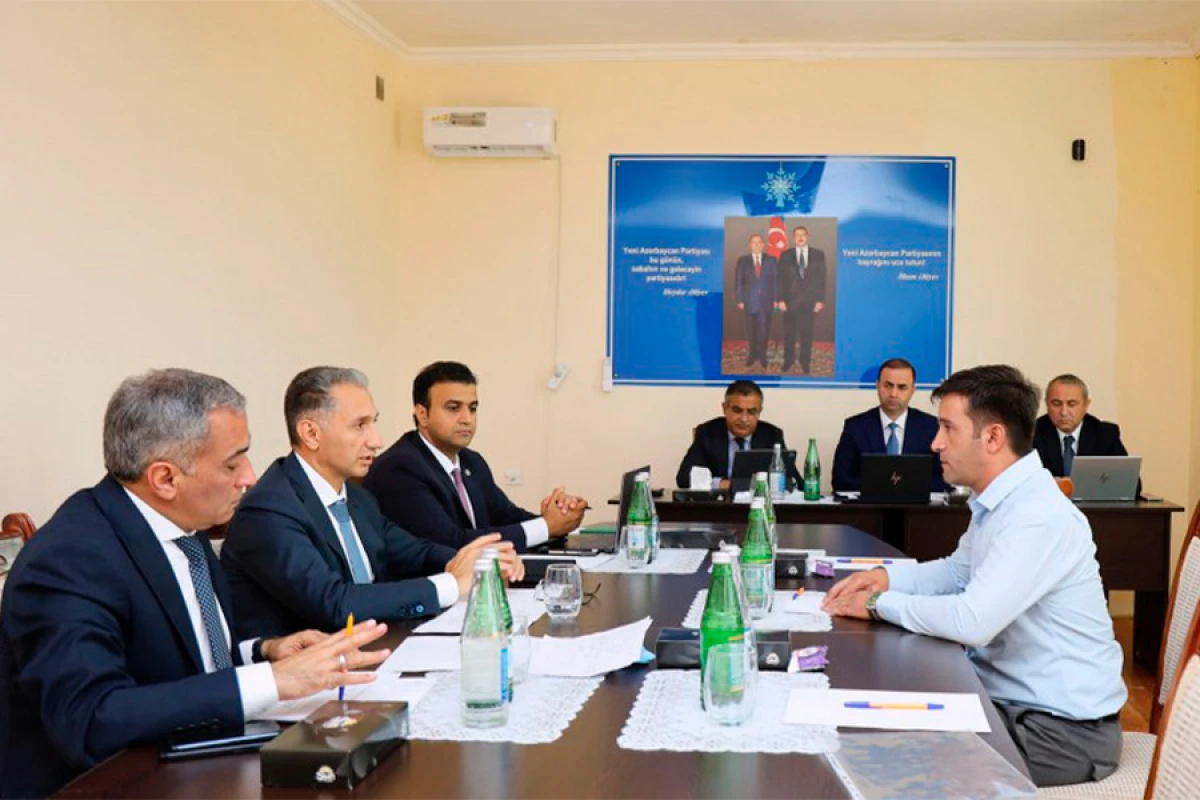 Rəşad Nəbiyev Füzulidə vətəndaşları qəbul etdi