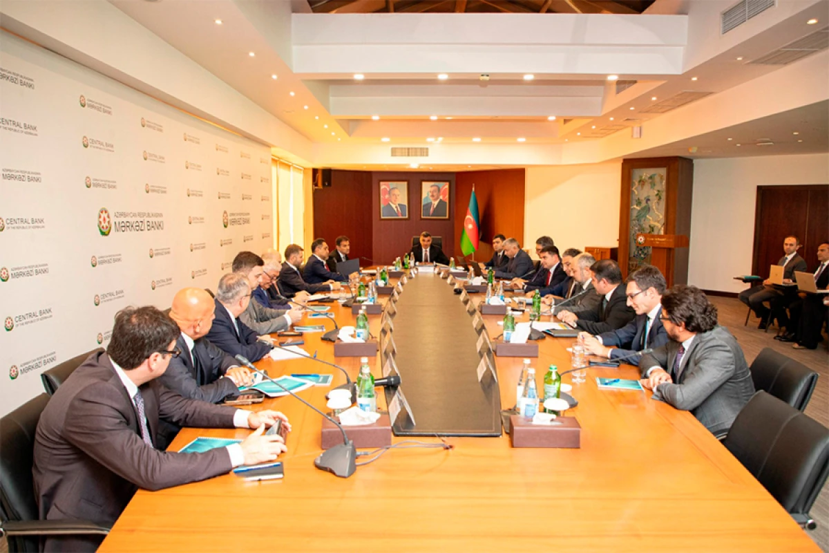 Taleh Kazımov bank rəhbərləri ilə strateji prioritetləri müzakirə etdi
