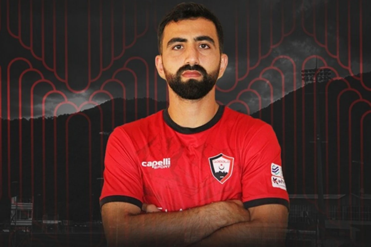 “Qəbələ” futbolçusu ilə vidalaşdı