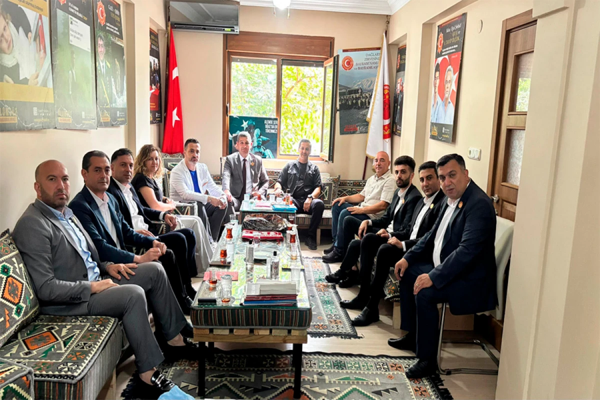 Azərbaycanlı jurnalist qazilər Türkiyə qazilər vəqfini ziyarət etdilər