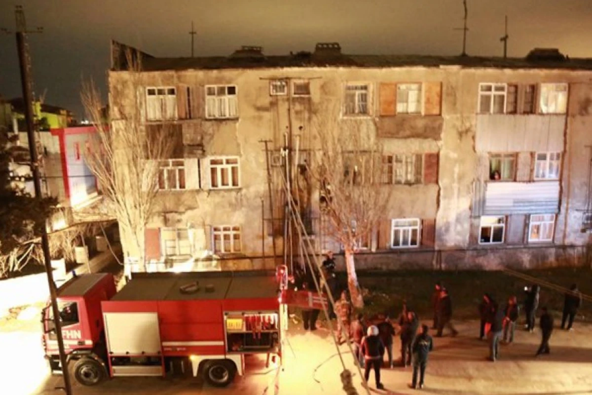 Sumqayıtda açıq ərazidə yanğın başladı