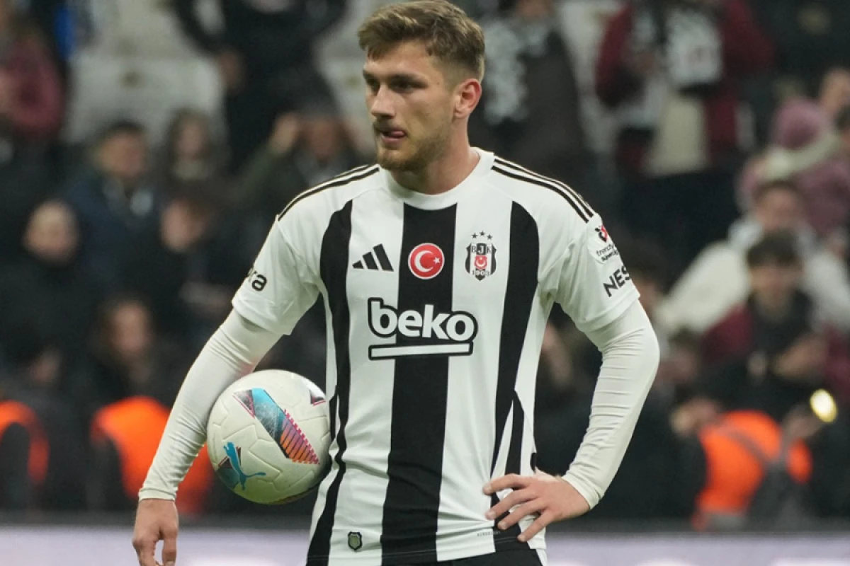 İtaliya klubu "Beşiktaş"la anlaşdı