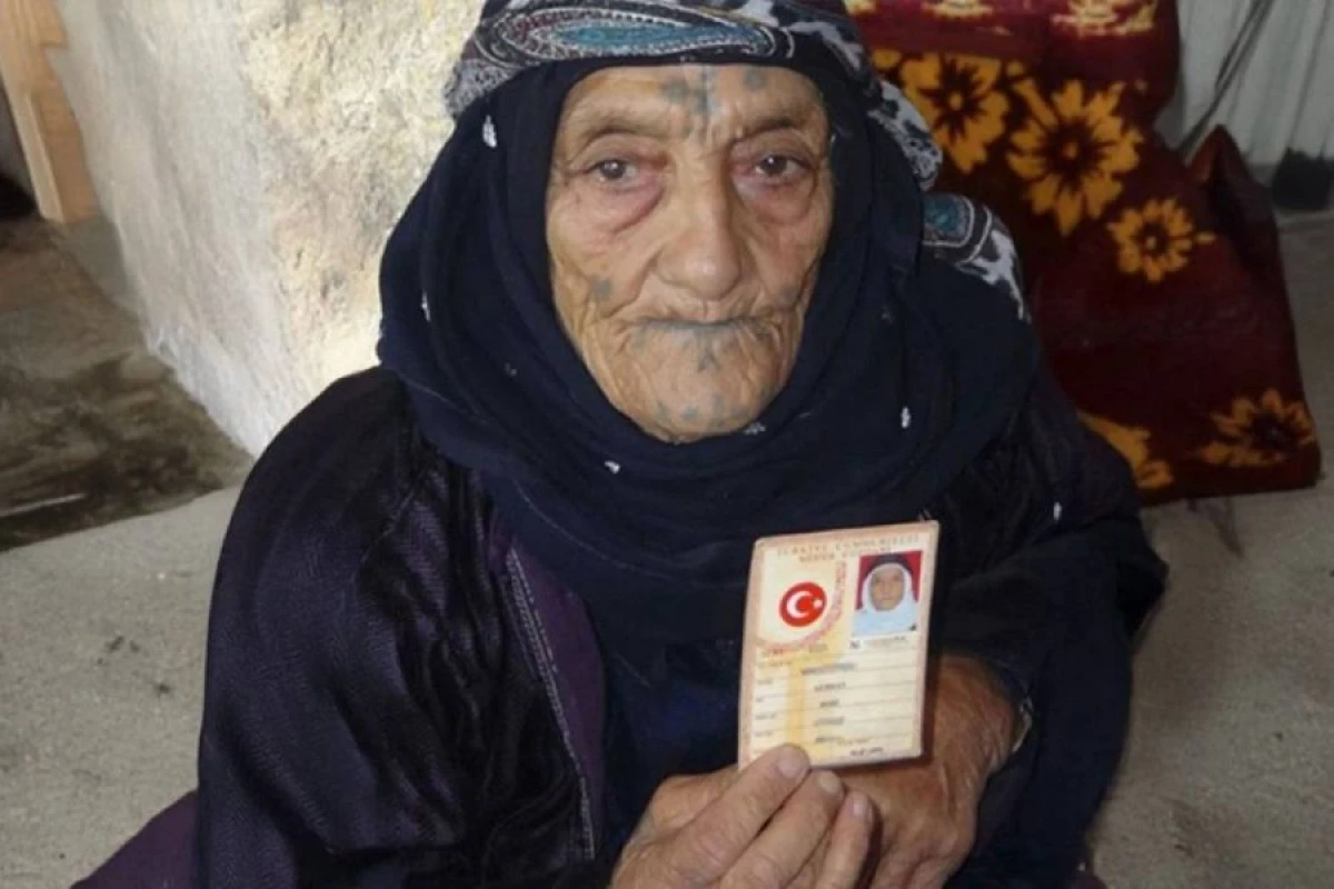 Türkiyənin ən yaşlı sakini 132 yaşında vəfat etdi