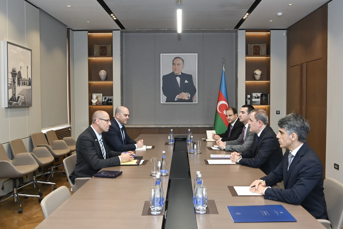 Ceyhun Bayramov İsrailin yeni təyin olunmuş səfiri ilə görüşdü — 1