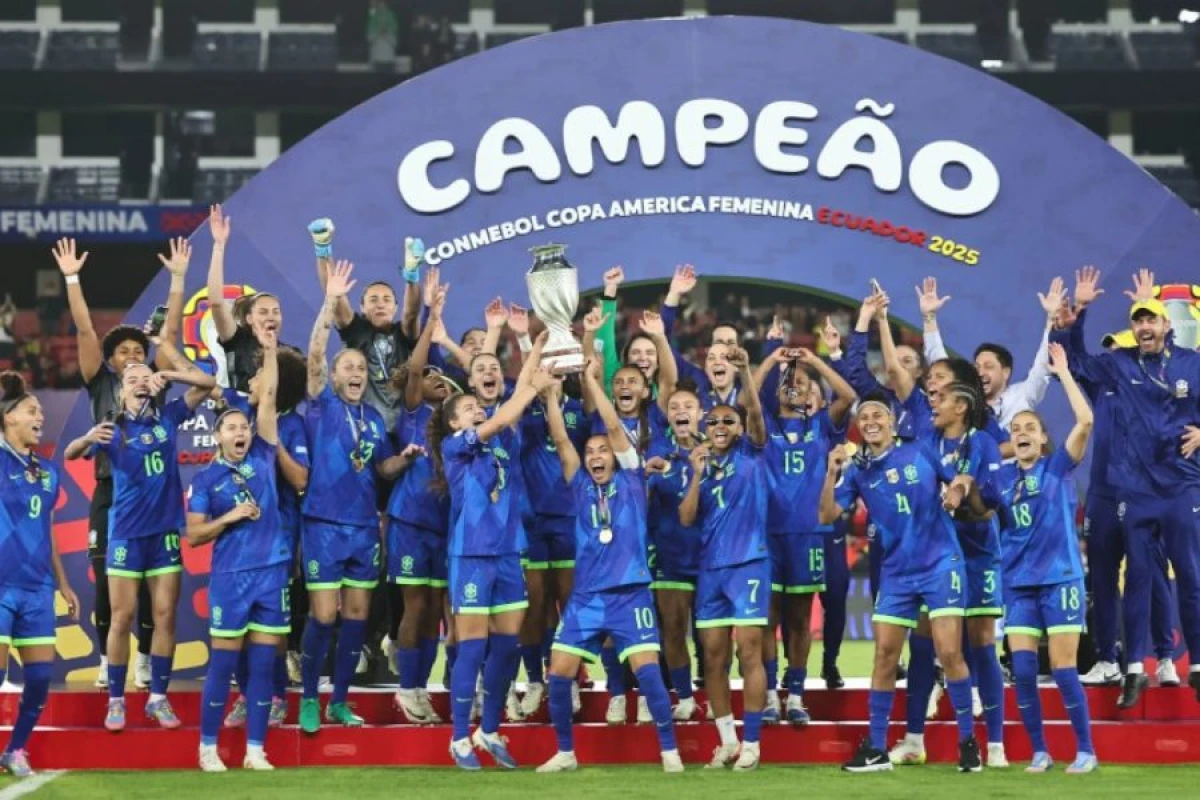 Braziliyalı qadın futbolçular rekorda imza atdı