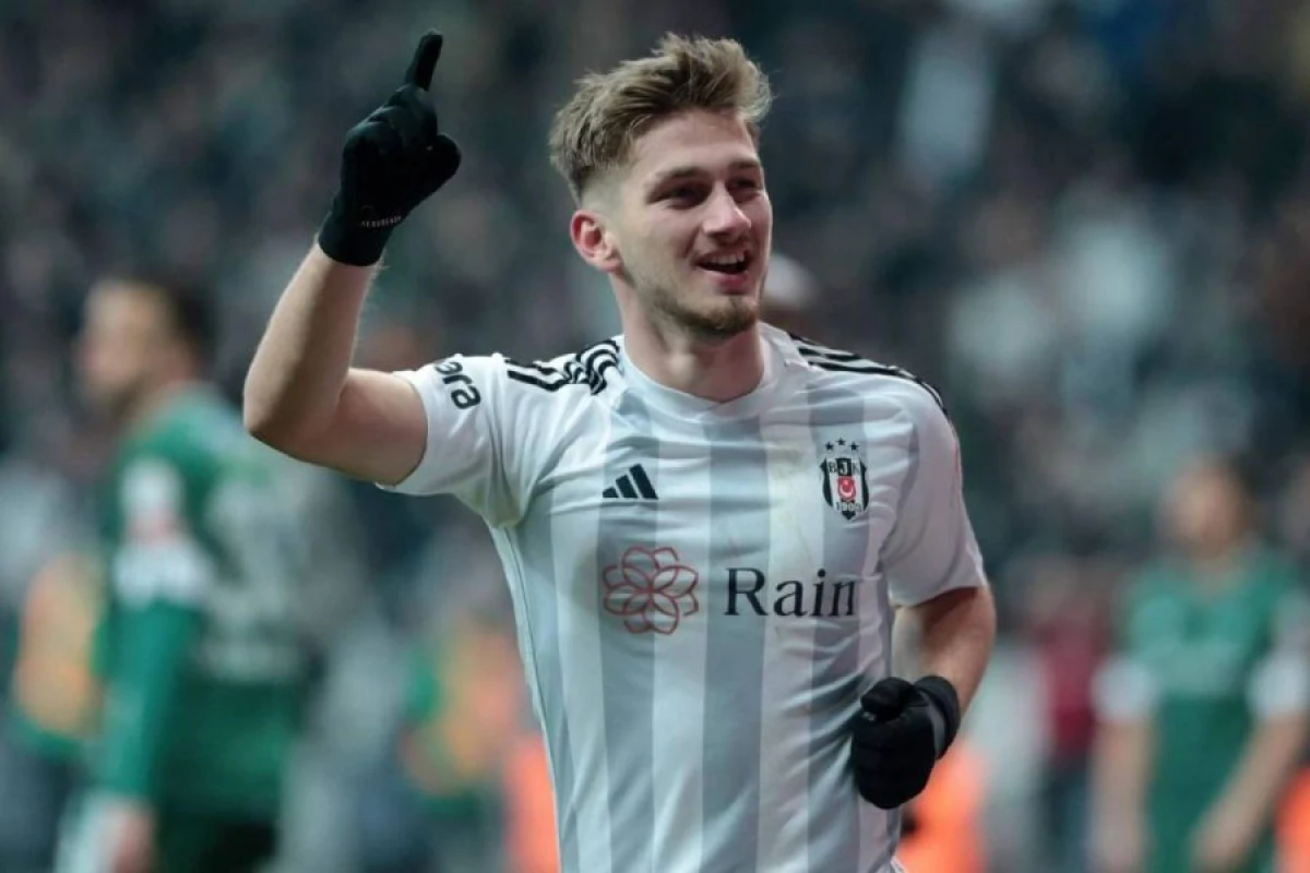 "Beşiktaş"ın futbolçusu İtaliya klubuna keçdi