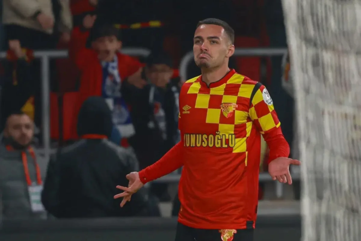 "Göztepe"nin Tijaniki Səudiyyə Ərəbistanına transfer olundu