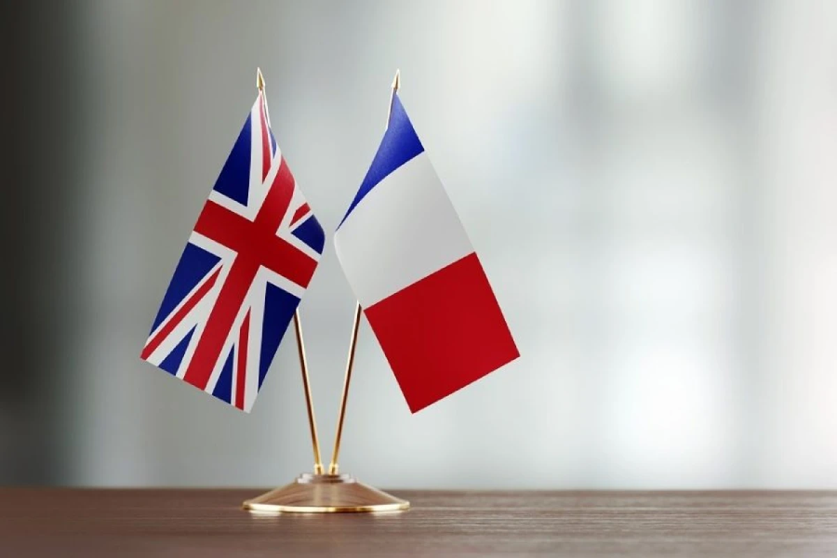 Britaniya və Fransa arasında miqrant razılaşması qüvvəyə mindi